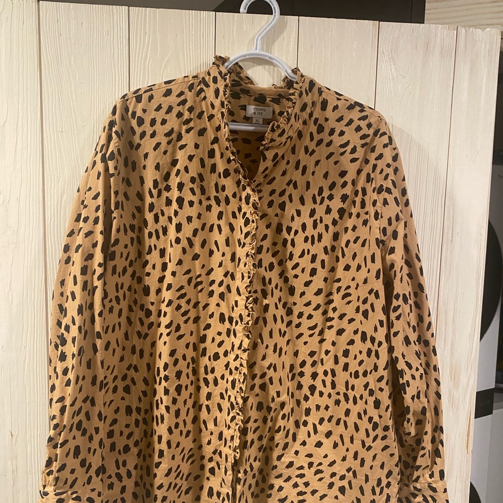 Crown & Ivy Tan and Black Patterned Shirt